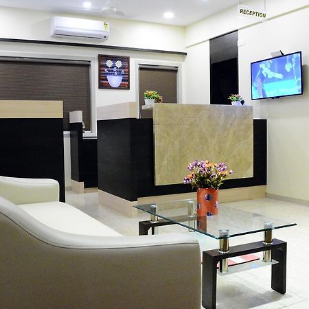 Hotel Ramkrishna Executive Bārsi Esterno foto